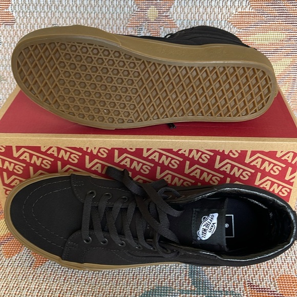 Vans WMNS Unisex Sk8-Mid Reissue Reflective Skate Shoe Canvas Gum Black/Light Gm - Picture 5 of 16